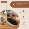 Die Bambus Haarbürste mit Wildschweinborsten ist eine beliebte Wahl für Menschen, die auf natürliche Weise ihr Haar pflegen möchten.